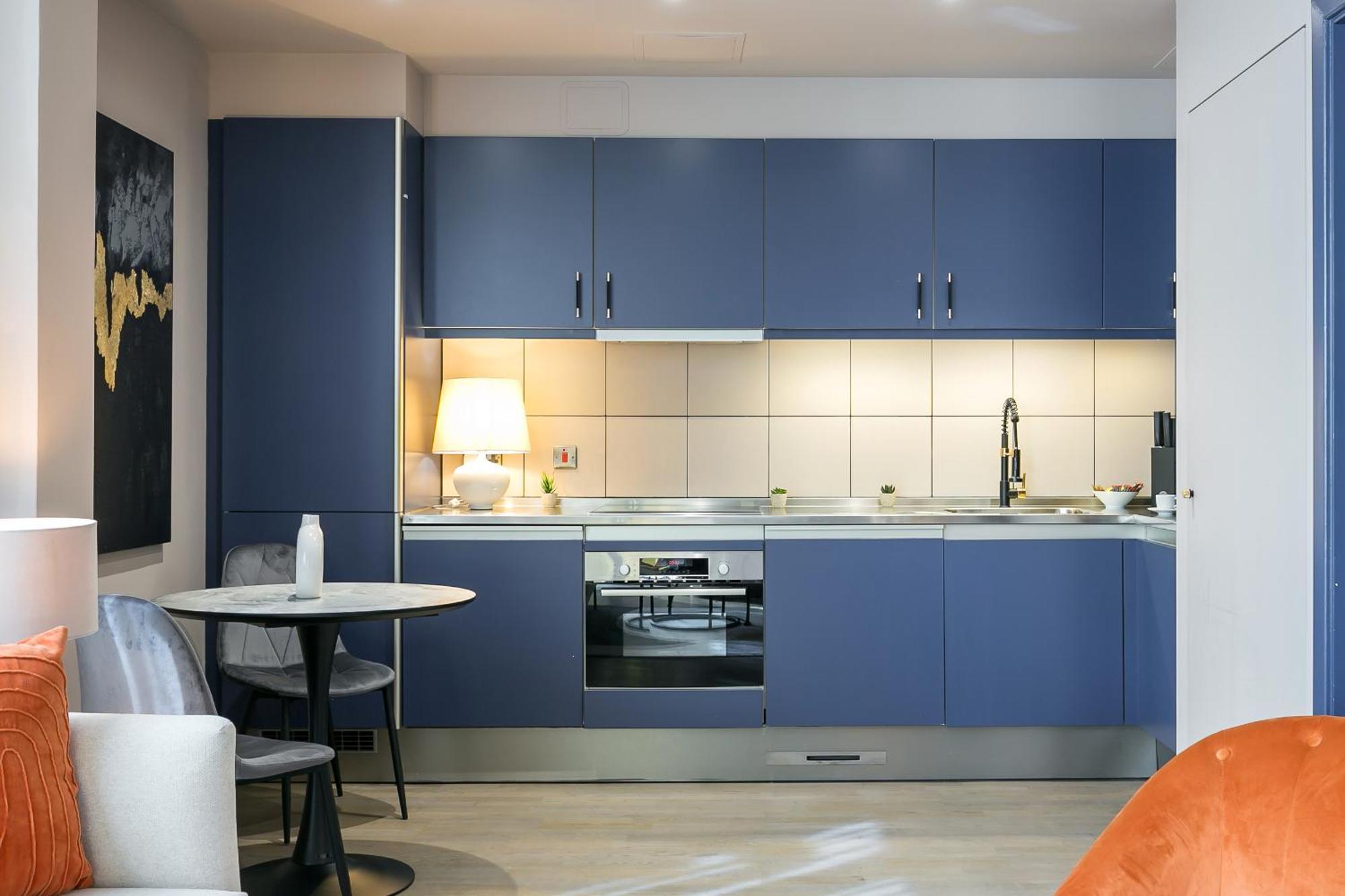 Deluxe One Bedroom Near Holborn Londra